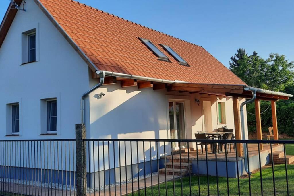 Andrea Nyaralohaz Villa Kovagoors Екстериор снимка